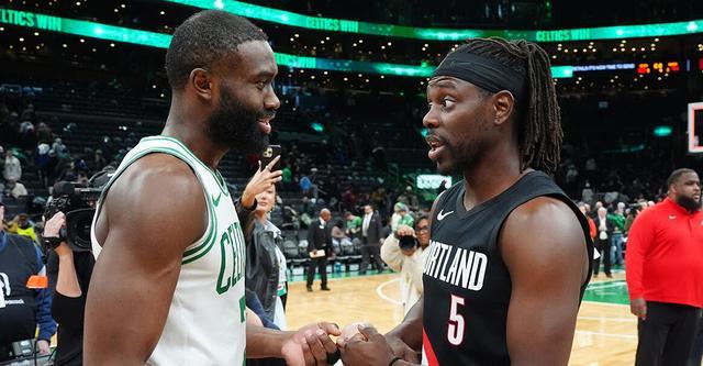 云开官网-布朗：无论霍勒迪和罗威在哪里效力 他们都是我的家人