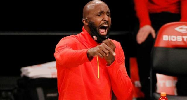 yunkai官网-老鹰战绩不达标教练背锅，谁要为此负更大责任？